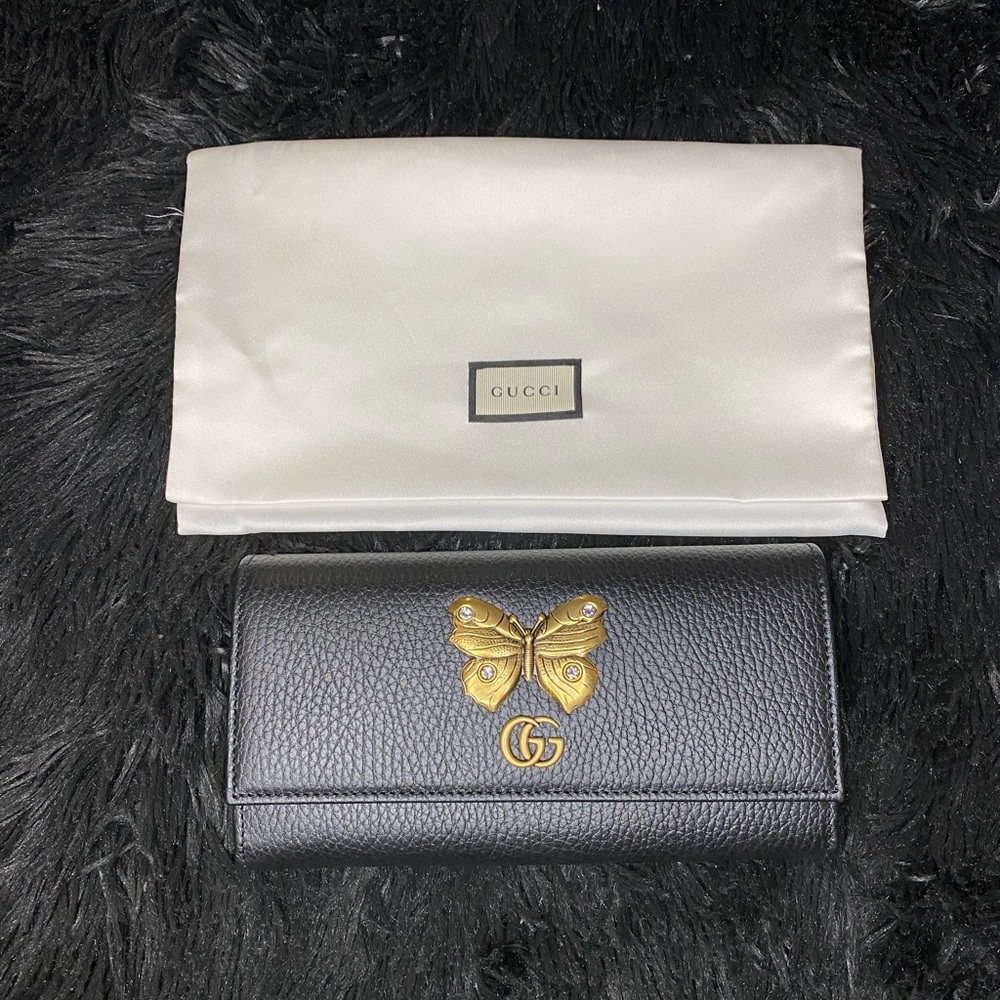 AUTHENTIC Gucci wallet